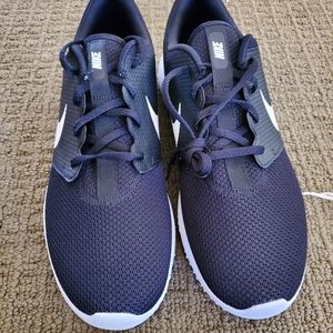 Nike Men's Size 8.5 Roshe G Golf Shoes